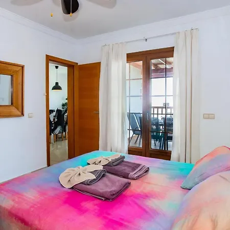 22 Sea Views, Pool,games,hot Tub, Office With Computer+ Wifi Villa Playa Blanca (Lanzarote)